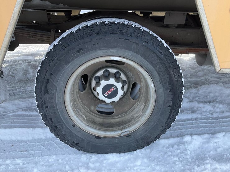 2009-chevrolet-express-3500-image-53