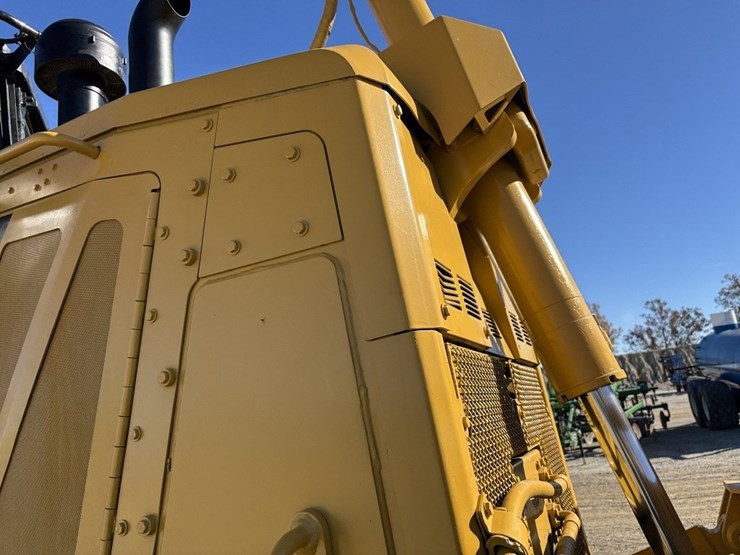 2010-caterpillar-d7e-image-14