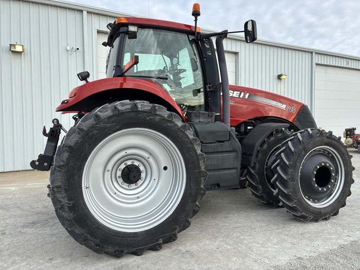 case-ih-magnum-315-image-4