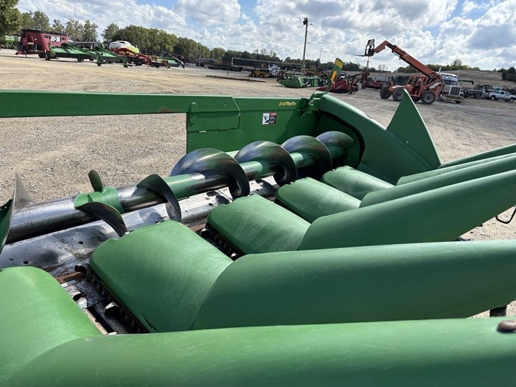 john-deere-608c-image-37