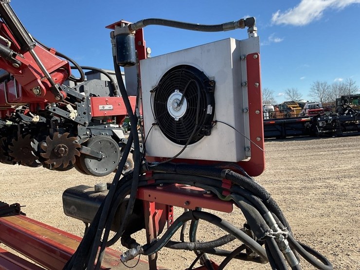 case-ih-1200-image-8