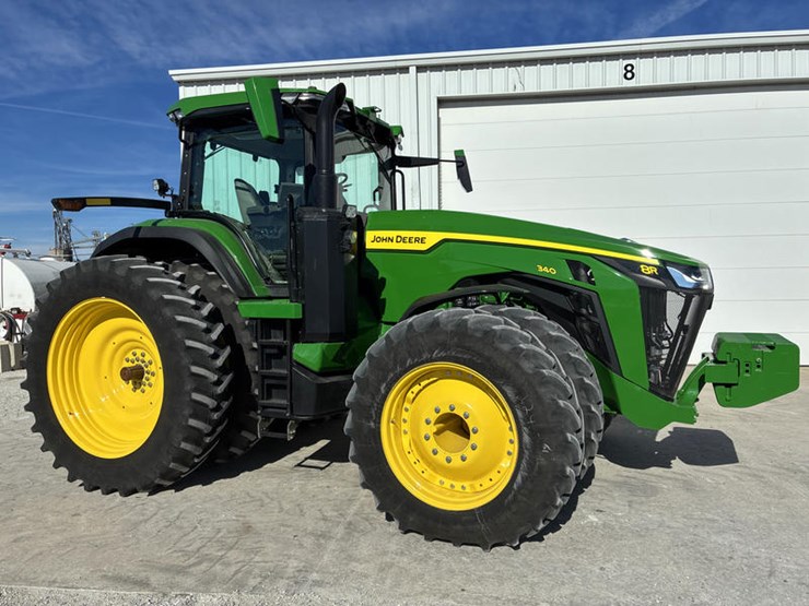 john-deere-8r-340-image-3