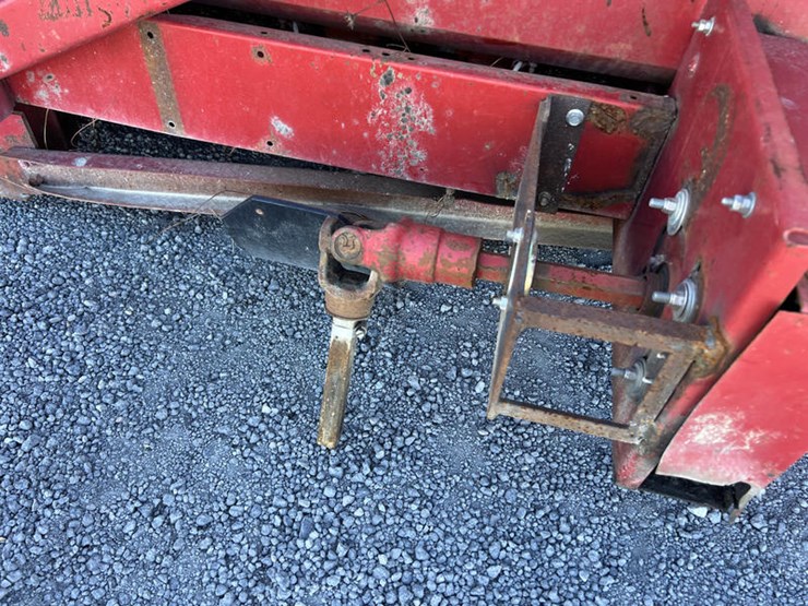 case-ih-1064-image-15