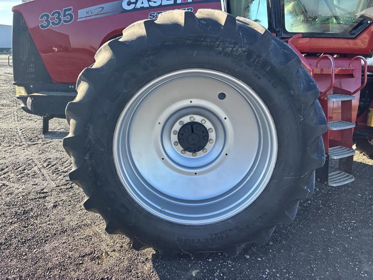 case-ih-steiger-335-image-47