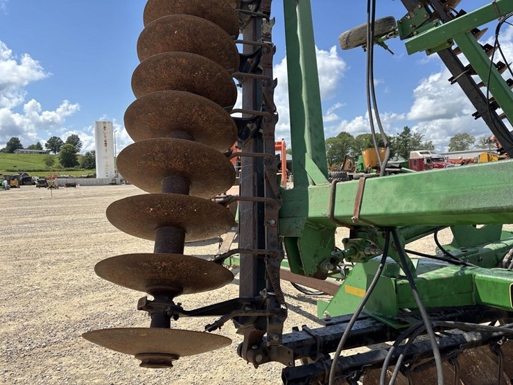 john-deere-637-image-32