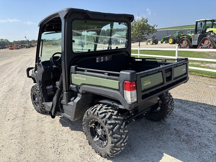 john-deere-gator-image-3