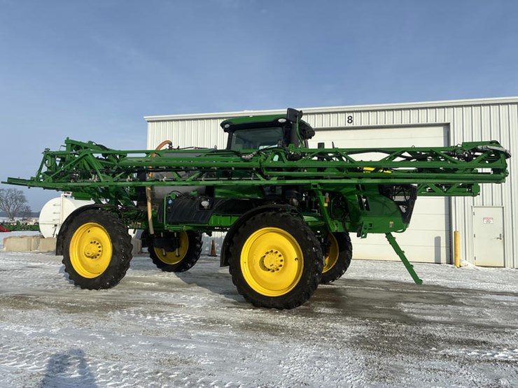 john-deere-r4038-image-3