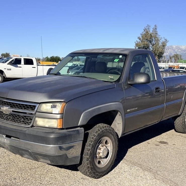 CHEVROLET SILVERADO 2500