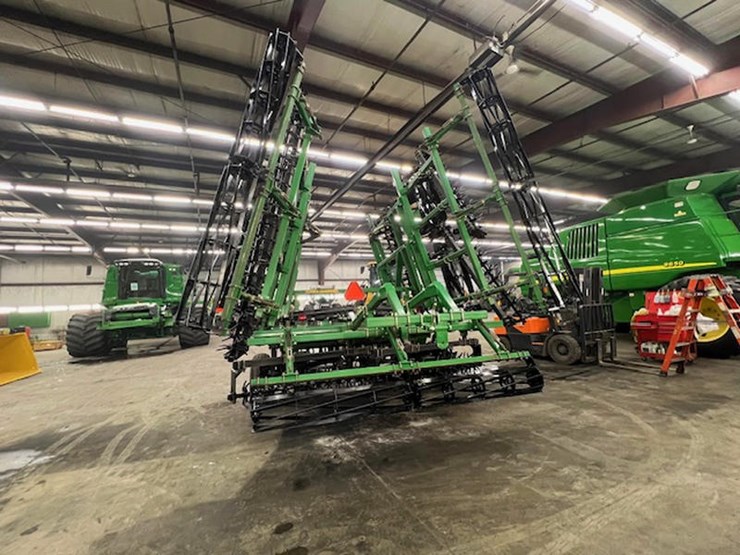 great-plains-3000tc-image-5