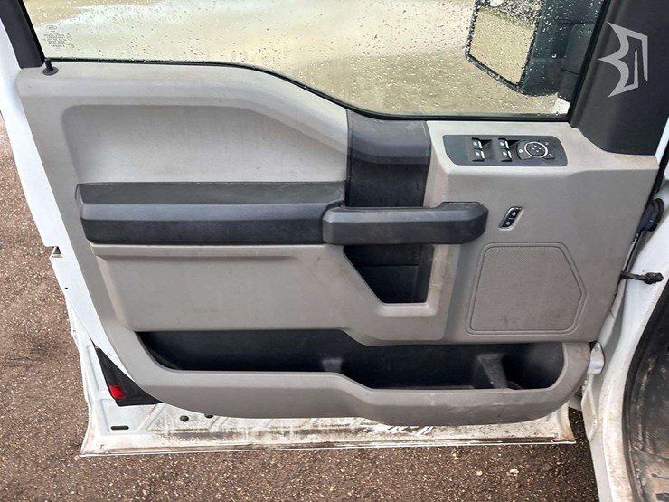 2018-ford-f150-image-11