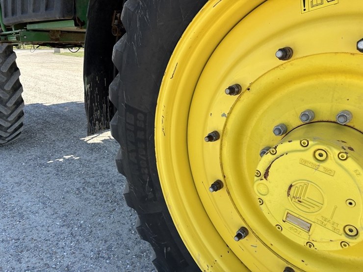 john-deere-r4045-image-16