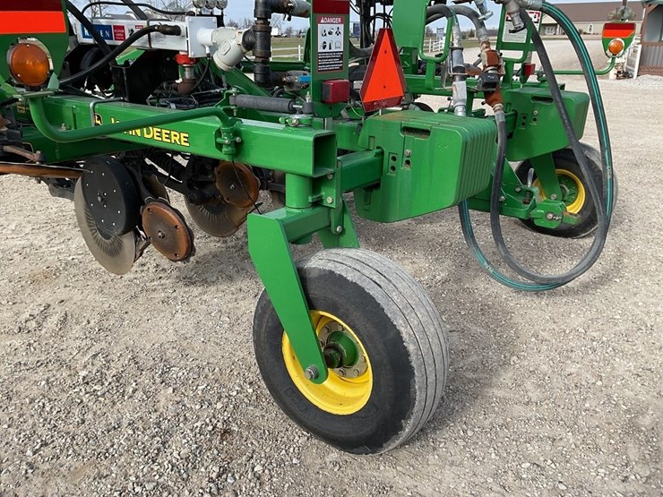 john-deere-2510h-image-16