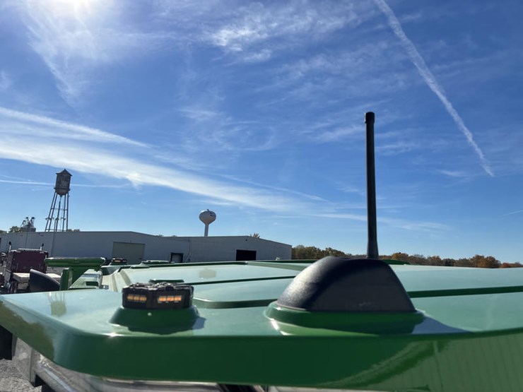 john-deere-8r-340-image-72