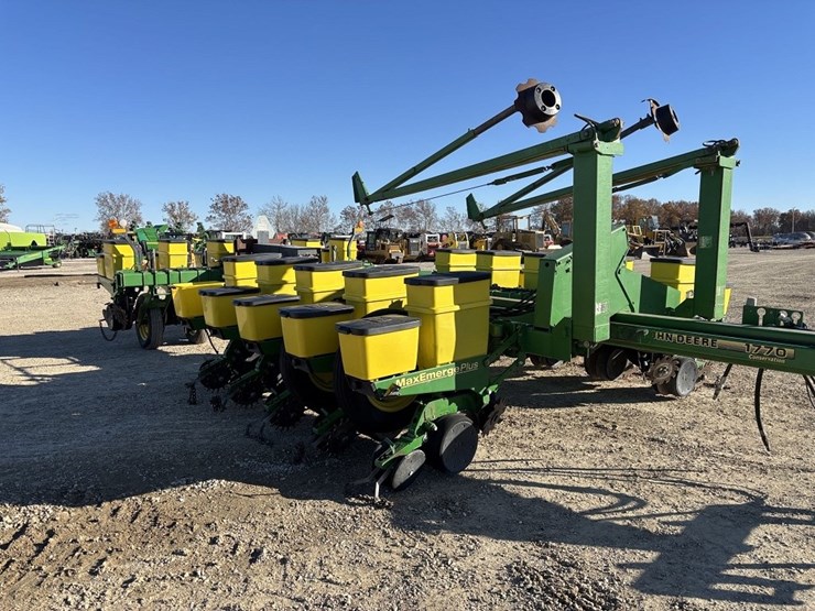 1997-john-deere-1770-image-7