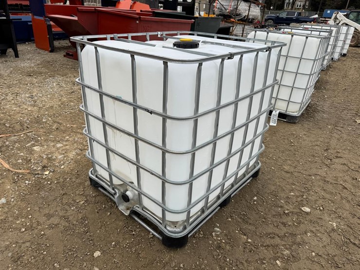 water-tank-tote-image-1