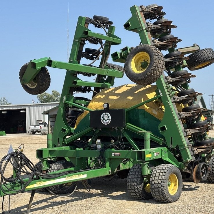 JOHN DEERE 1990