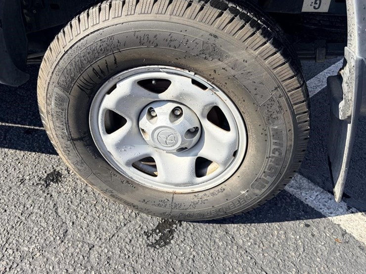 toyota-tacoma-image-5