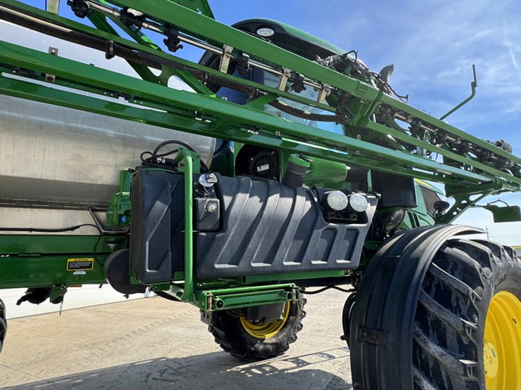 2018-john-deere-r4038-image-29