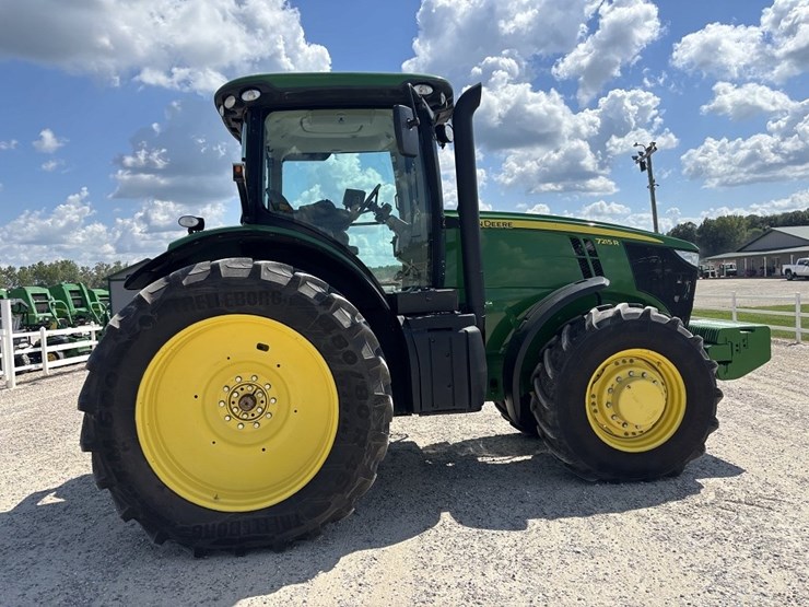 john-deere-7215r-image-6