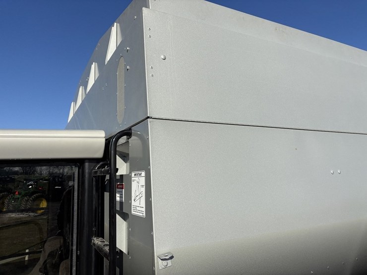 gleaner-r75-image-51