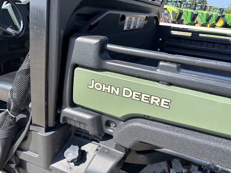 john-deere-gator-image-30