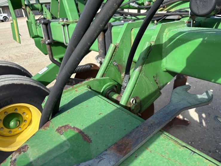 john-deere-2100-image-46