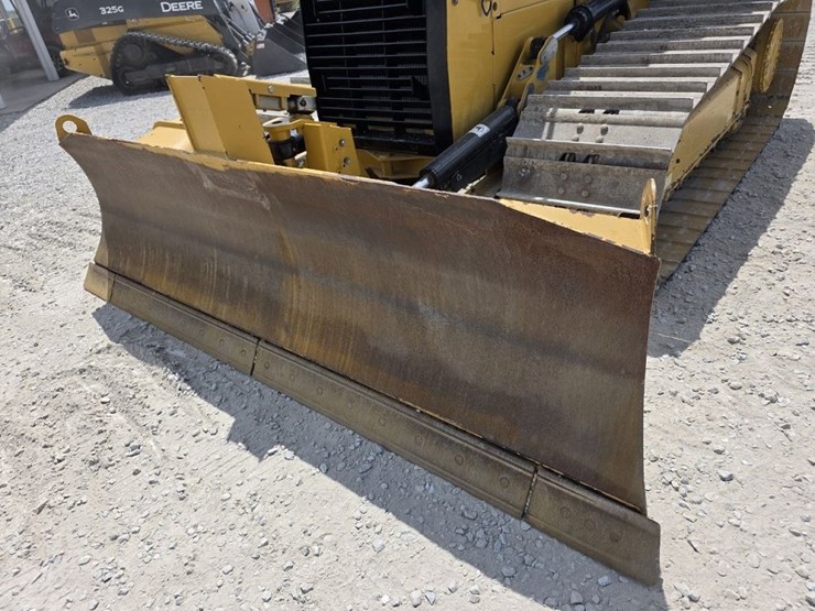 caterpillar-d3k-image-9