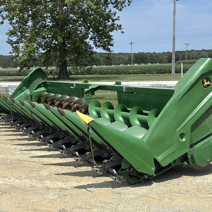 2022 JOHN DEERE C12R