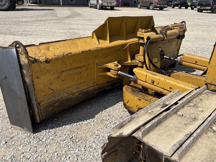 caterpillar-d5m-image-30