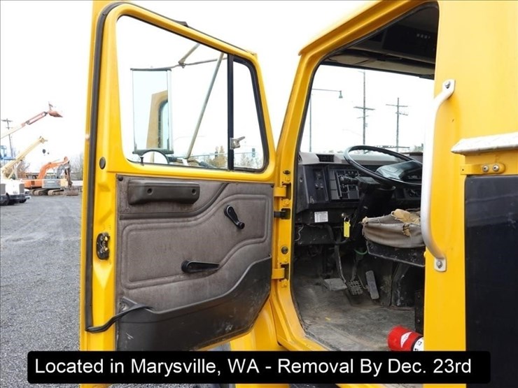 1999-international-4700-image-8