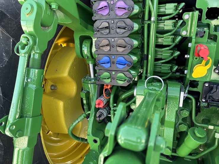john-deere-8r-410-image-27