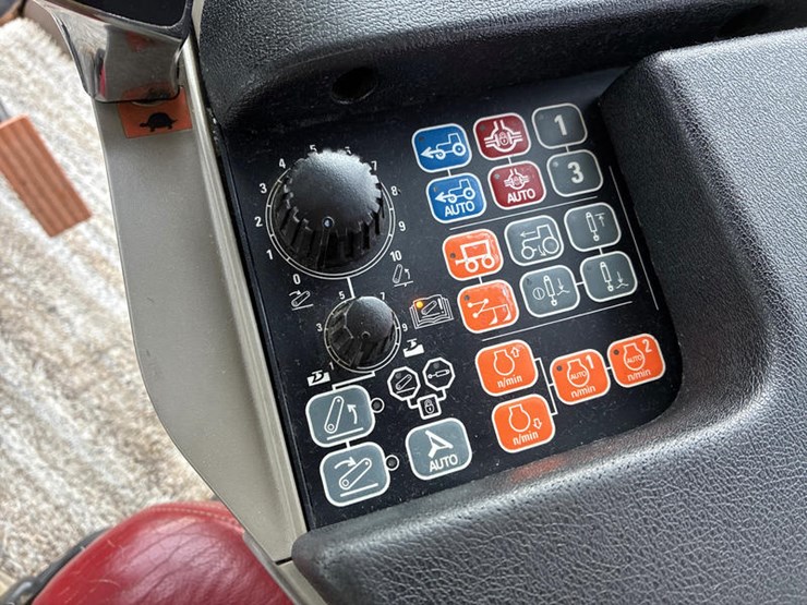 case-ih-magnum-315-image-74