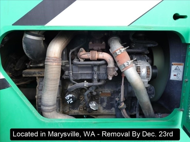 2012-jlg-8042-image-14