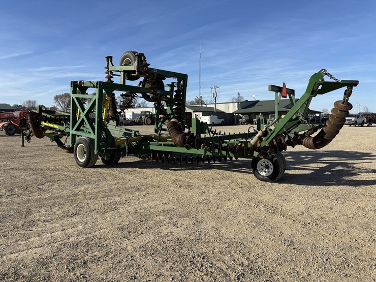 kelly-diamond-45'-harrow-image-3