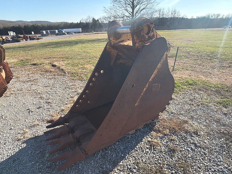 caterpillar-36-image-1