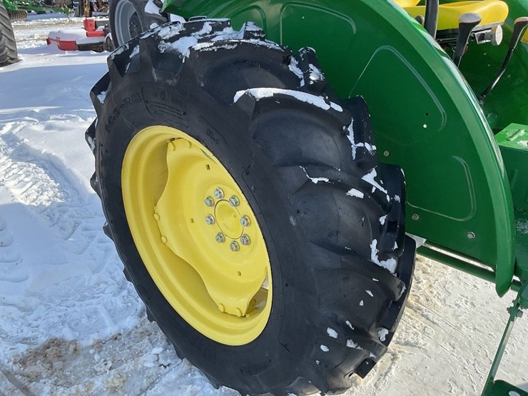 john-deere-5055e-image-11