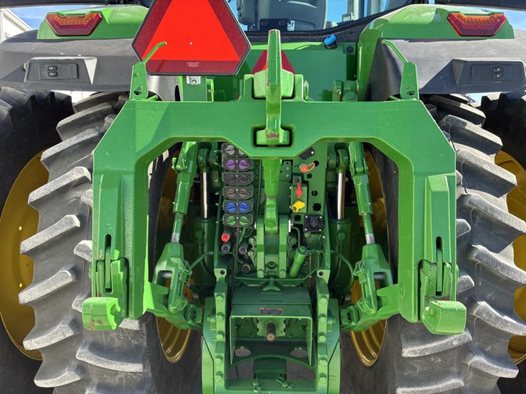 john-deere-8r-340-image-29