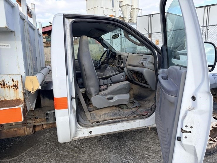 2007-ford-f450-image-11