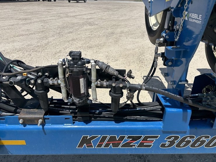 kinze-3660-image-54