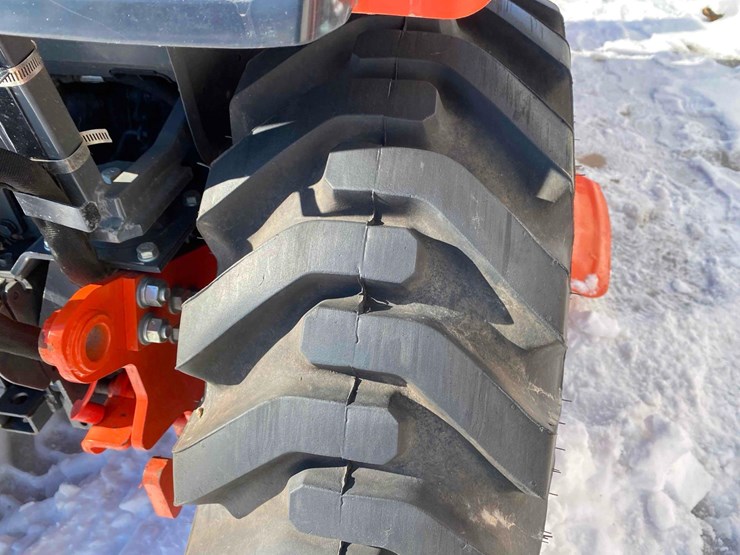 kubota-b3350hsdc-image-51