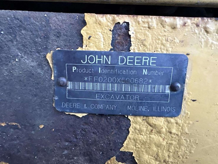 deere-200-lc-image-25