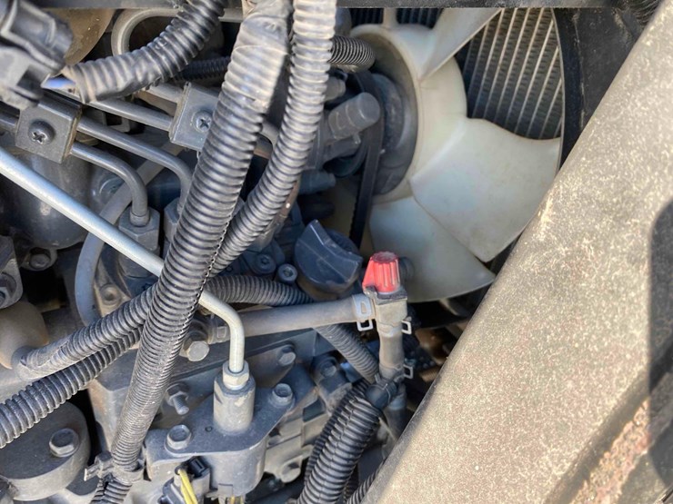 2016-kubota-f3990-image-32