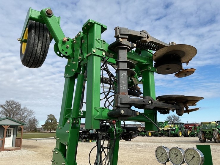 john-deere-2510h-image-23