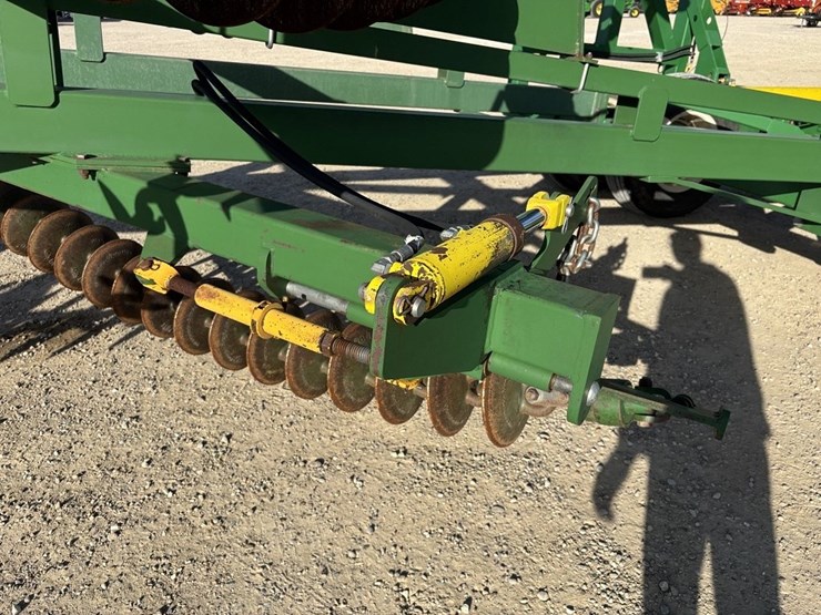 kelly-diamond-45'-harrow-image-34