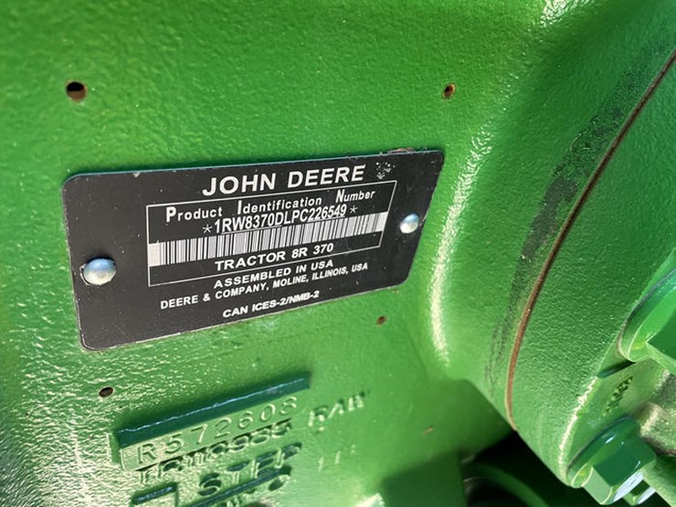 john-deere-8r-370-image-2