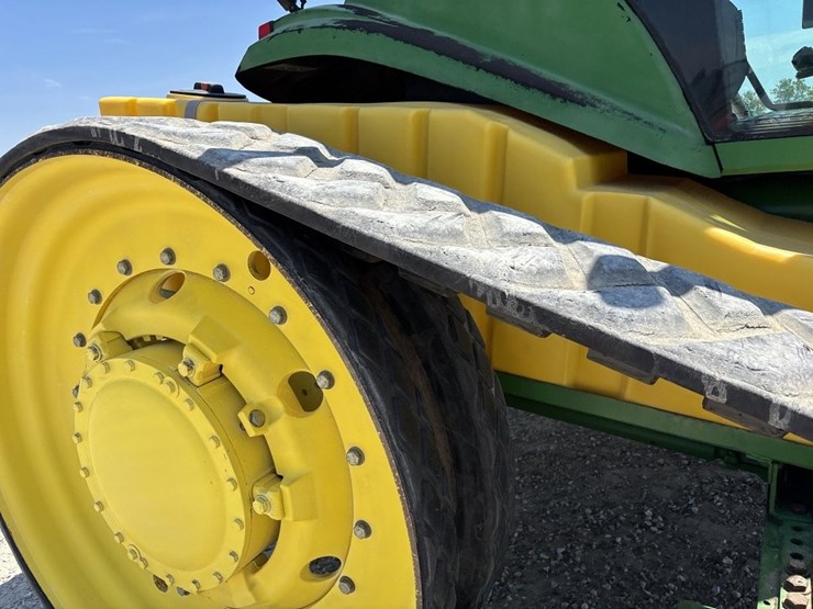 john-deere-8410t-image-18