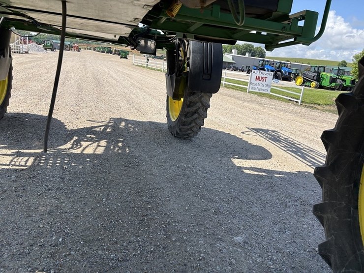 john-deere-4720-image-27