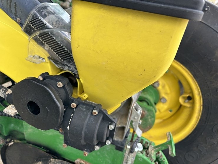 john-deere-1770nt-image-30