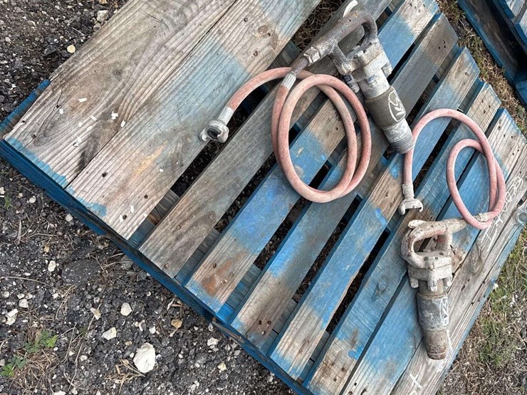 miscellaneous-non-running-lawn-equipment-image-4