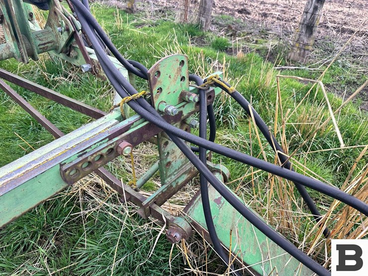 john-deere-3100-image-7